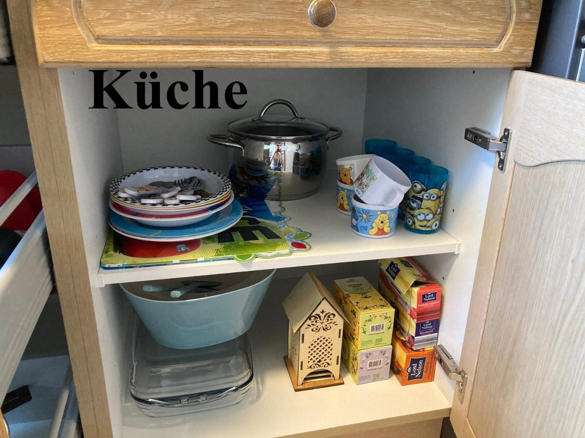 4-Zimmer Kinderfreundliche Ferienwohnung Фрідріхсгафен Екстер'єр фото