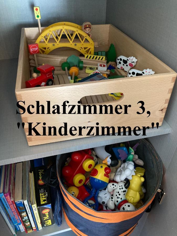 4-Zimmer Kinderfreundliche Ferienwohnung Фрідріхсгафен Екстер'єр фото