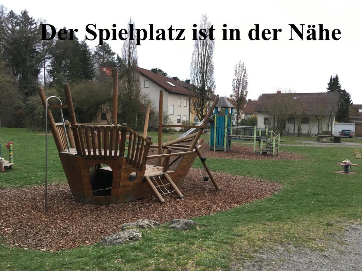 4-Zimmer Kinderfreundliche Ferienwohnung Фрідріхсгафен Екстер'єр фото